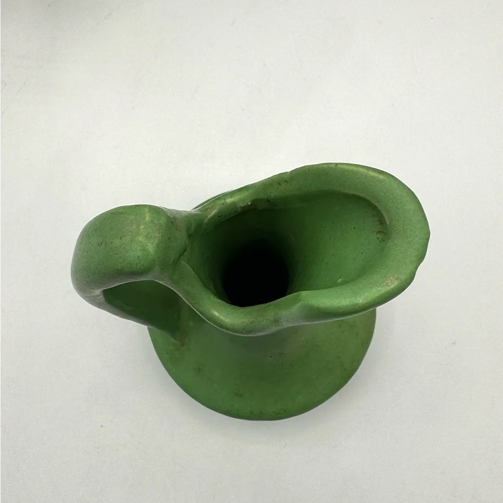 Niloak MCM, Rare Pottery Green Matte Bud Vase Pitcher. 1920s-1940s